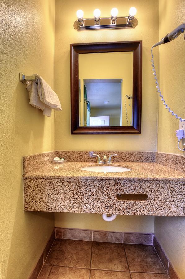 Bayside Inn Монтерей Экстерьер фото
